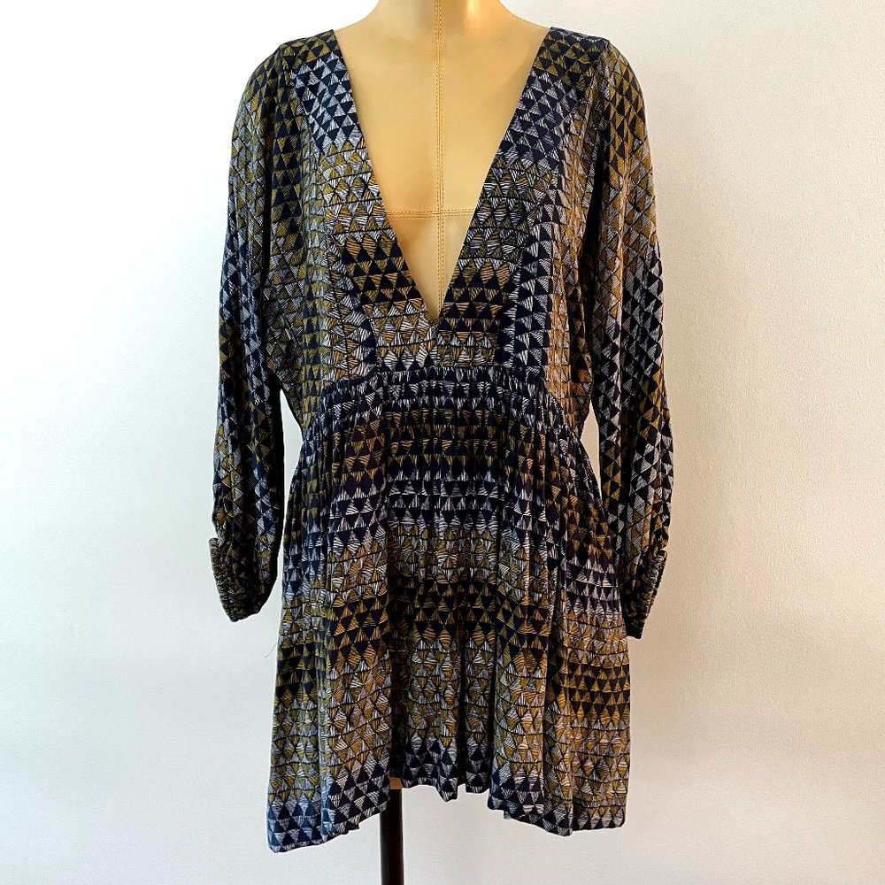 Deep V-Neck Open Back Printed Tunic w/ Tie